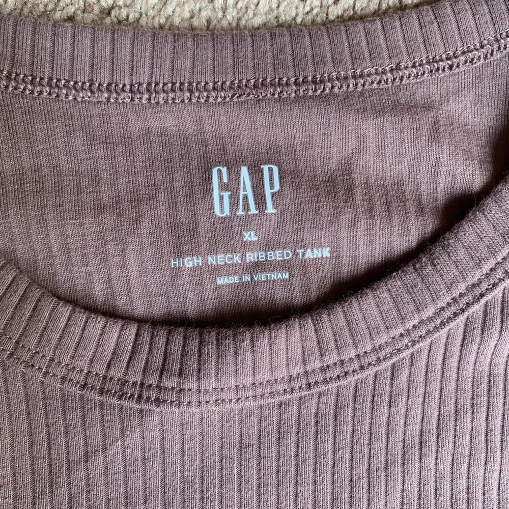 GAP Ribbed High Neck Tank - Picture 5 of 5